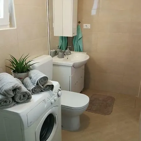 Apartment Norina Groznjan